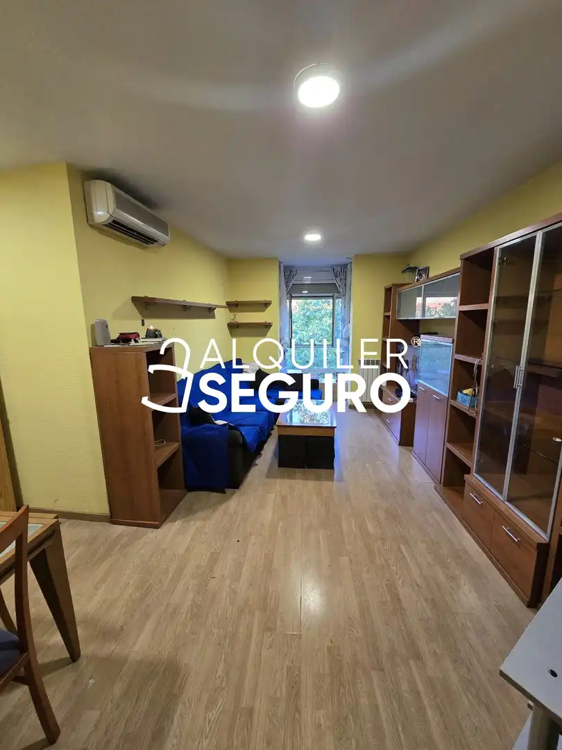 Schlafzimmer von Wohnung zur Miete in Latina