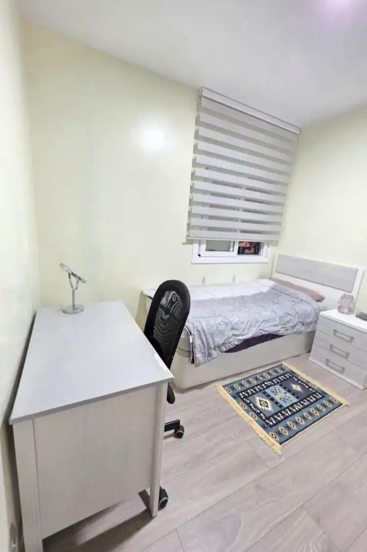 Schlafzimmer von Erdgeschoss zum Verkauf in Mollet del Vallès mit Klimaanlage, Heizung und Parkett