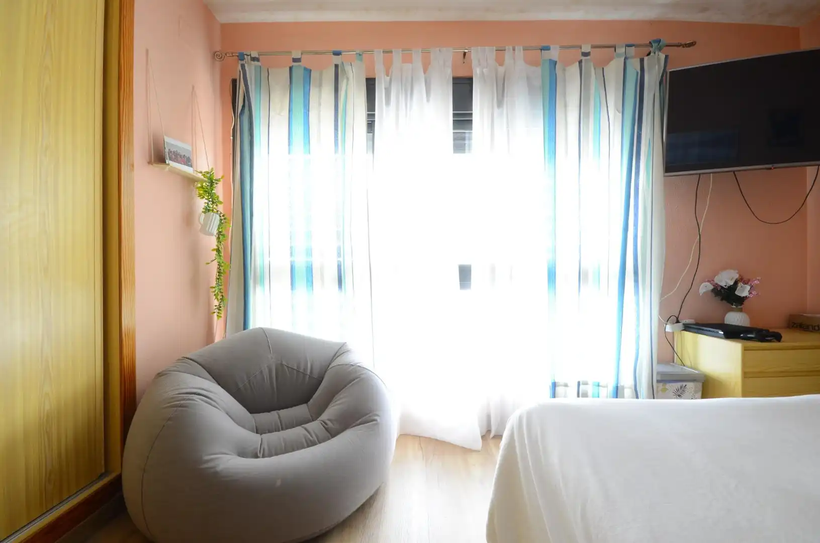 Schlafzimmer von Wohnung zum Verkauf in Ayamonte mit Privatgarten, Terrasse und Gemeinschaftspool