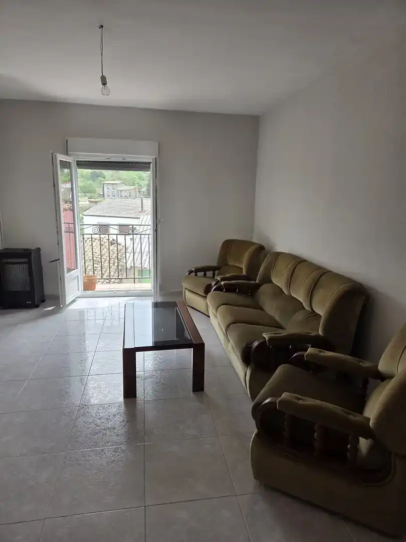 Living room of Flat for sale in Sanchotello  with Storage room, Furnished and Balcony