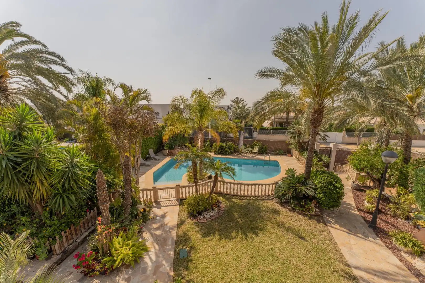 Swimming pool of Houses for sale in Elche / Elx  with Air Conditioner, Heating and Private garden