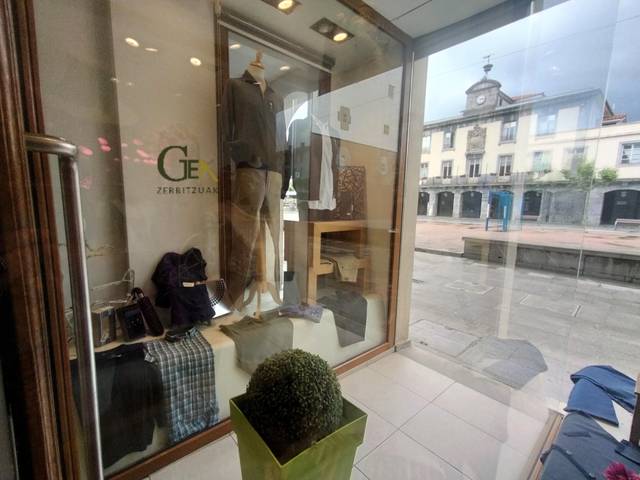 Local comercial en Alquiler en Villabona