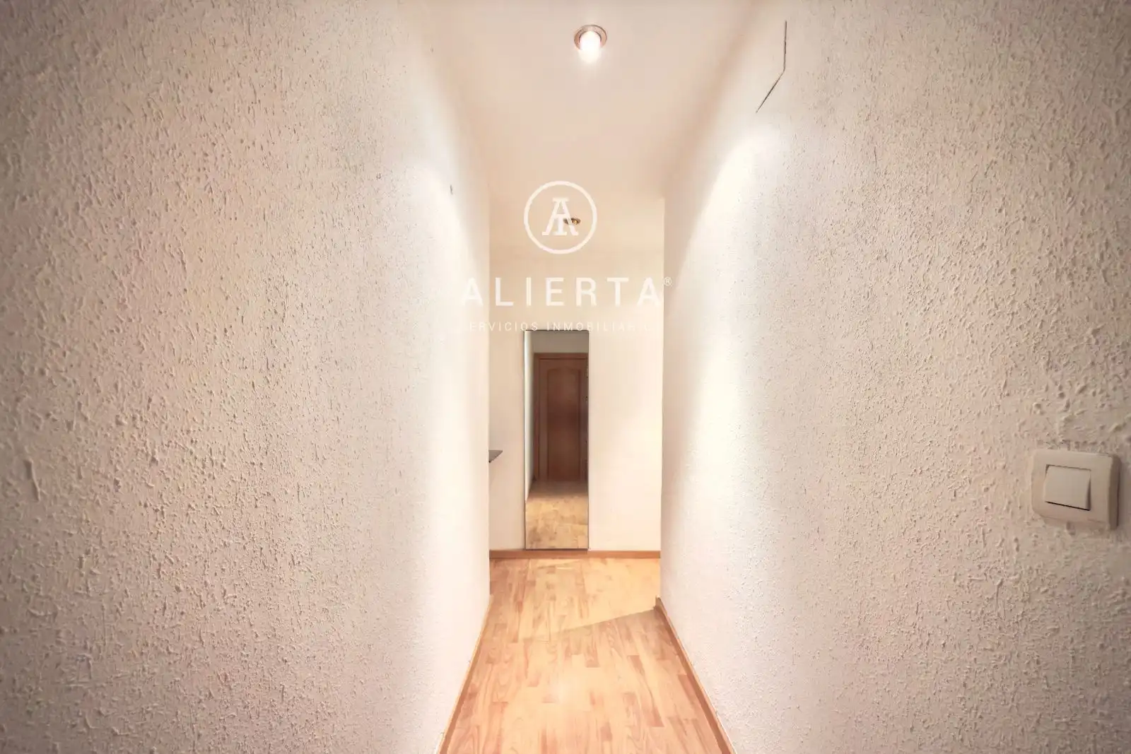 Piso de alquiler en Pizarro, Doctor Cerrada