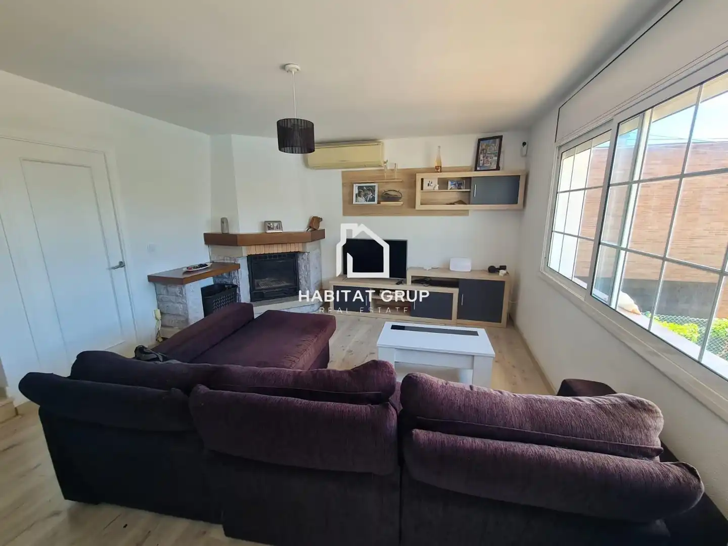 Sala de estar de Casa o chalet en venta en Blanes con Aire acondicionado, Calefacción y Jardín privado