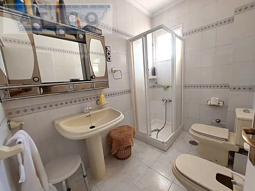 Bathroom of Houses for sale in Sevilla  with Air Conditioner and Terrace