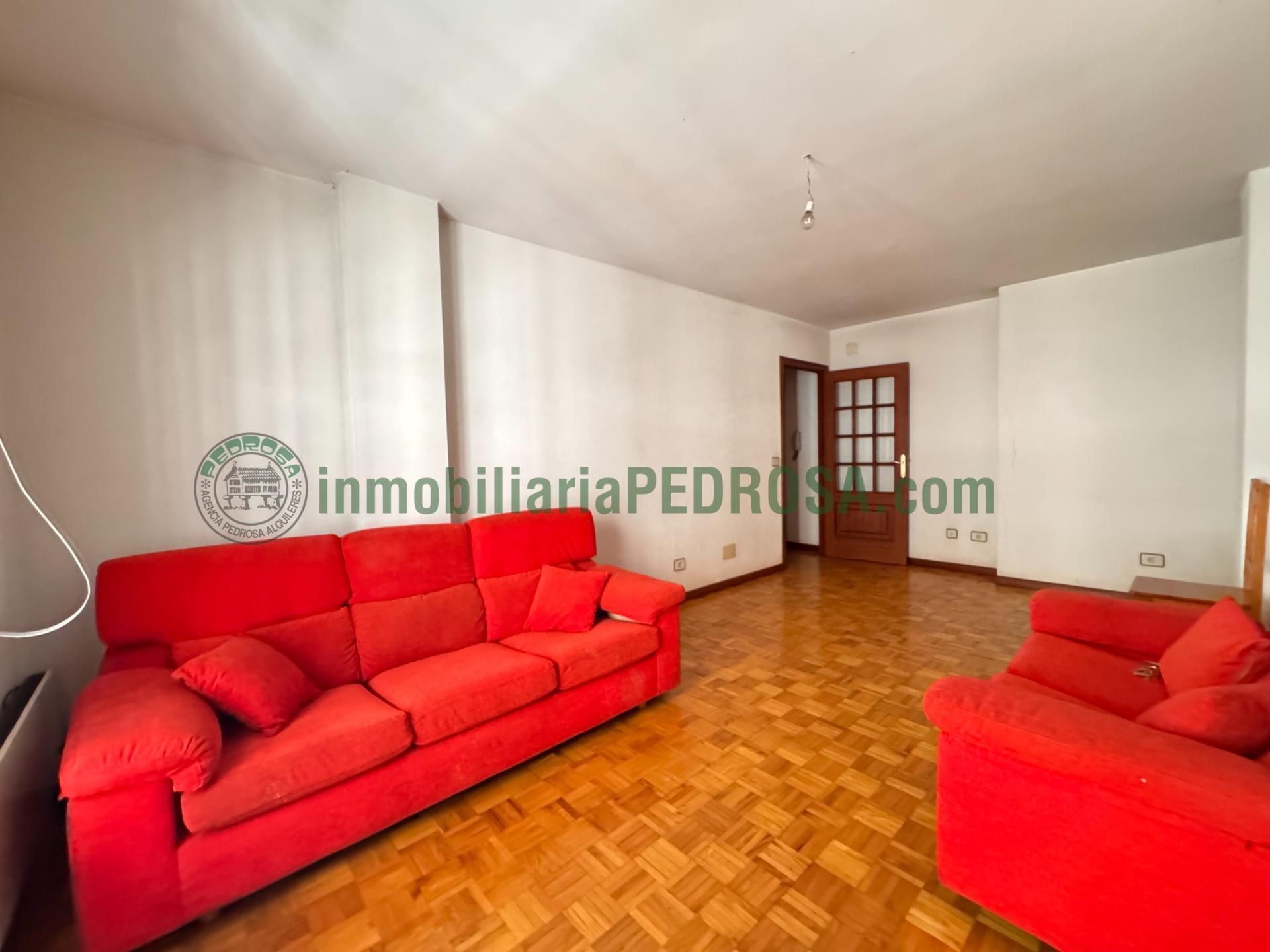 Piso en venta en Calle LICENCº F PAULA COUSIÑO, Centro - Echegaray