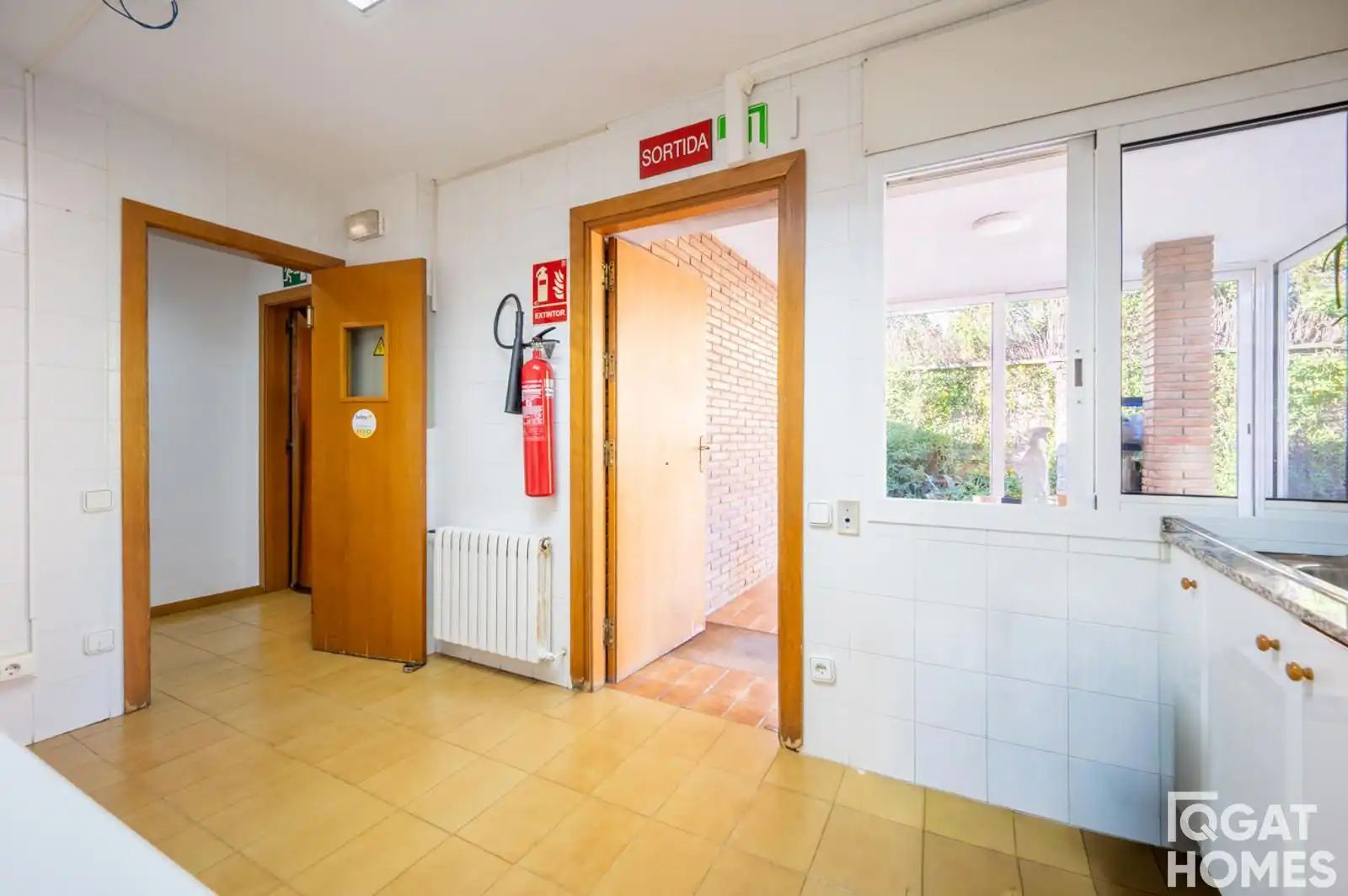 Houses for sale in Sant Cugat del Vallès  with Air Conditioner, Heating and Alarm