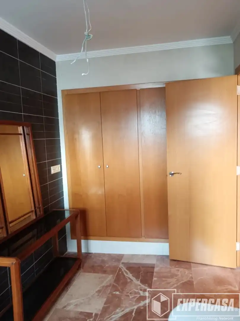 Schlafzimmer von Wohnung zum Verkauf in Tous mit Klimaanlage und Terrasse