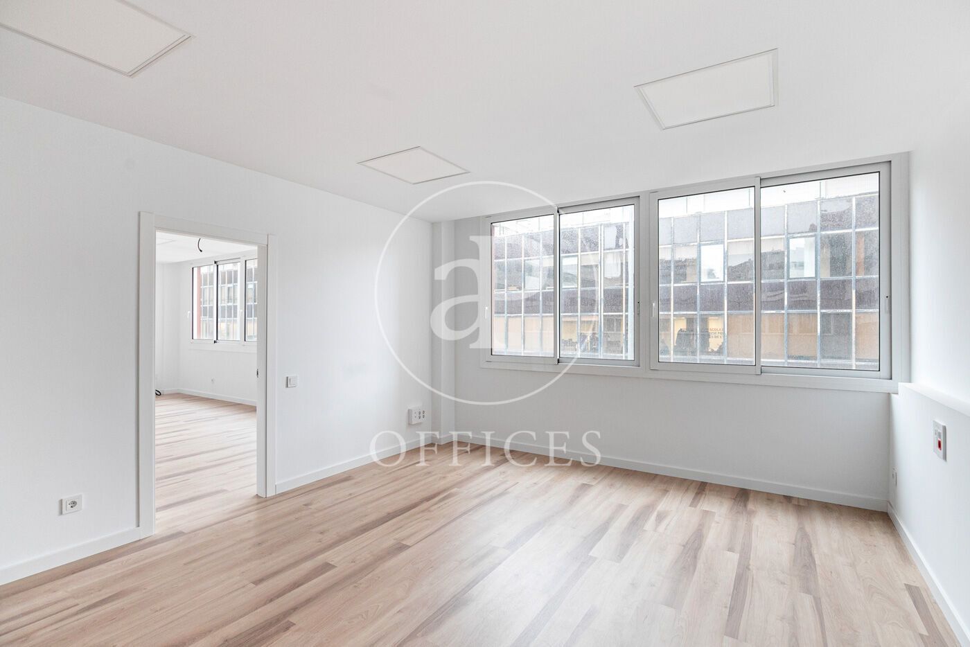 Office to rent in  Barcelona Capital  with Air Conditioner and Heating