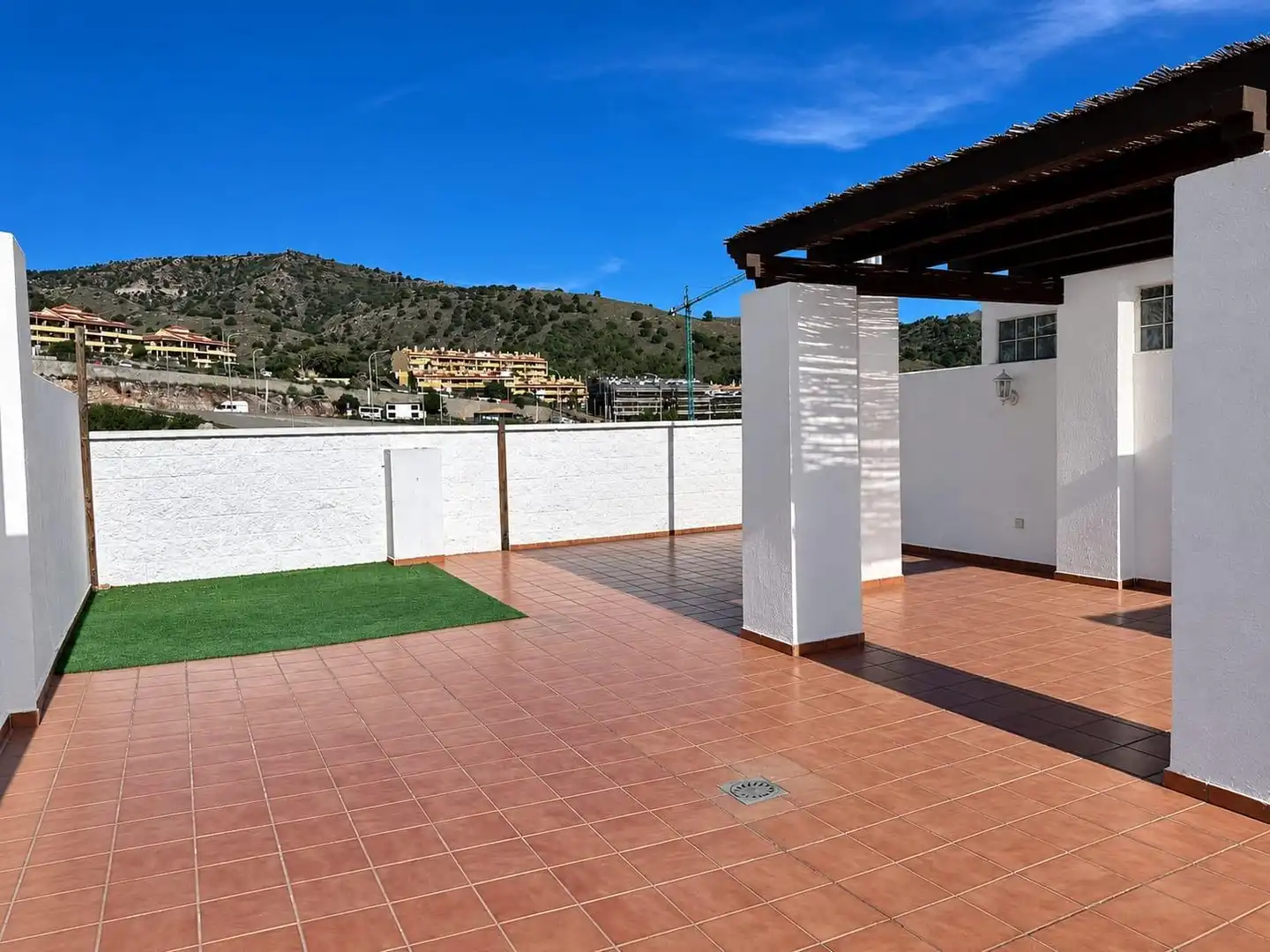 Terrace of Flat for rent in Santangelo