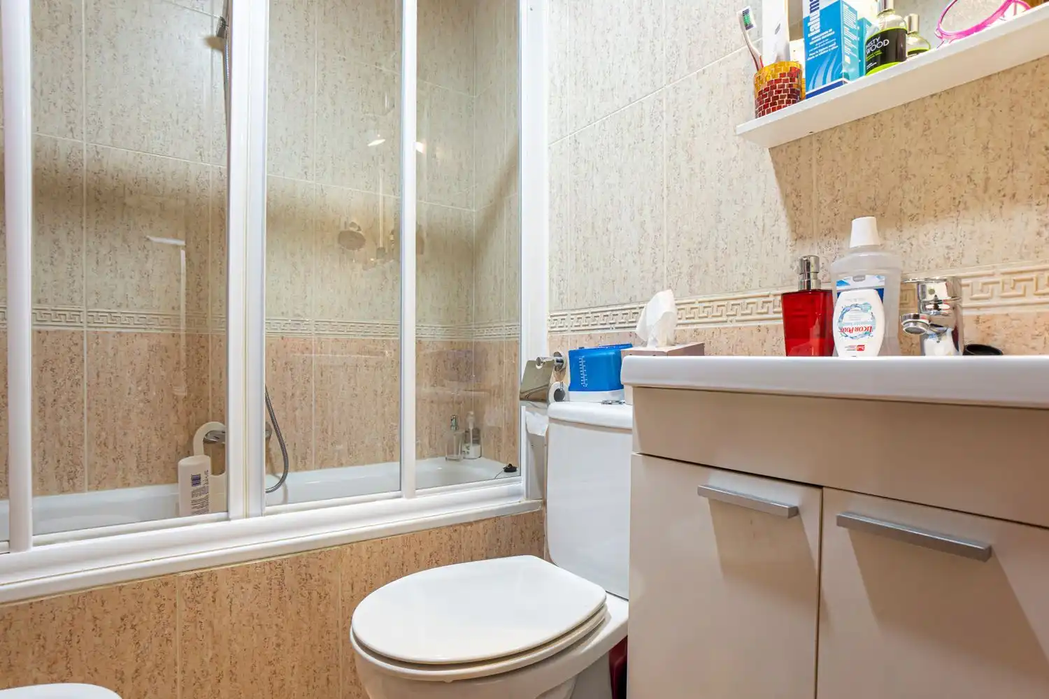 Baño de Piso en venta en Rincón de la Victoria con Aire acondicionado