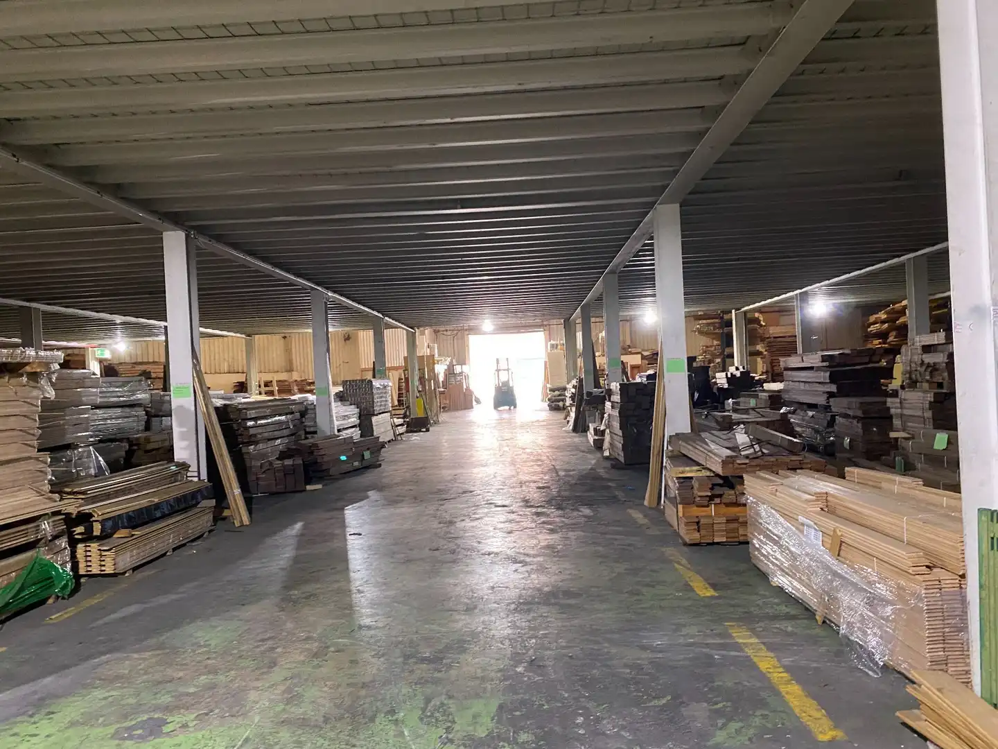 Industrial buildings for rent in Santander
