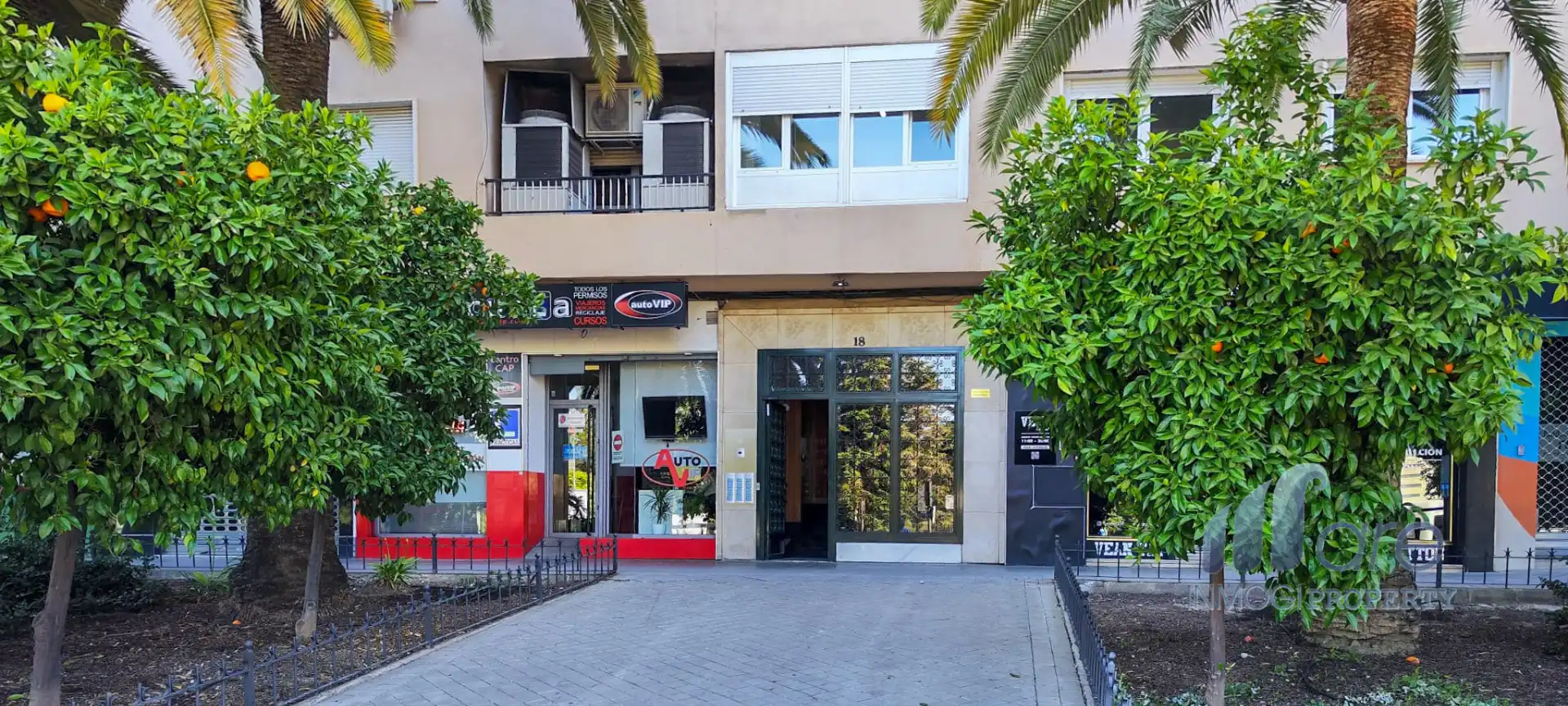 Exterior view of Flat for sale in Granada  with Heating and Parquet flooring