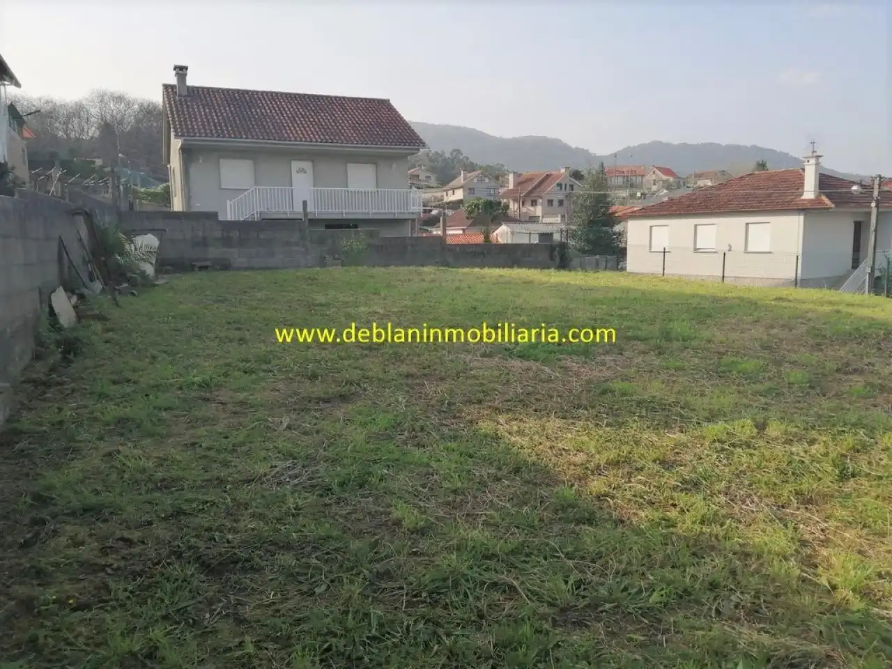 Terreny residencial en venda a O Montiño-Rebordáns