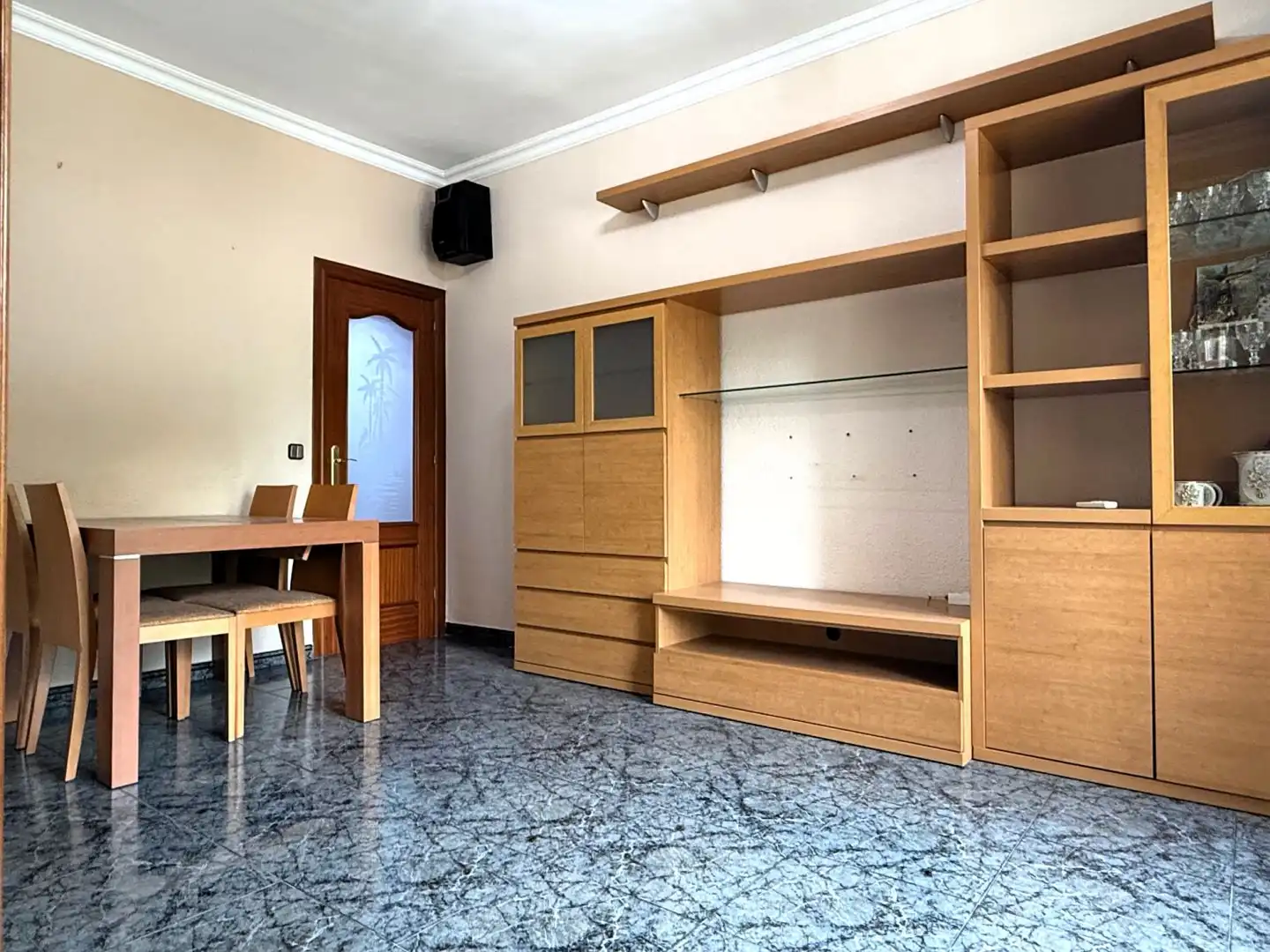 Sala de estar de Piso en venta en Sant Boi de Llobregat con Aire acondicionado y Balcón