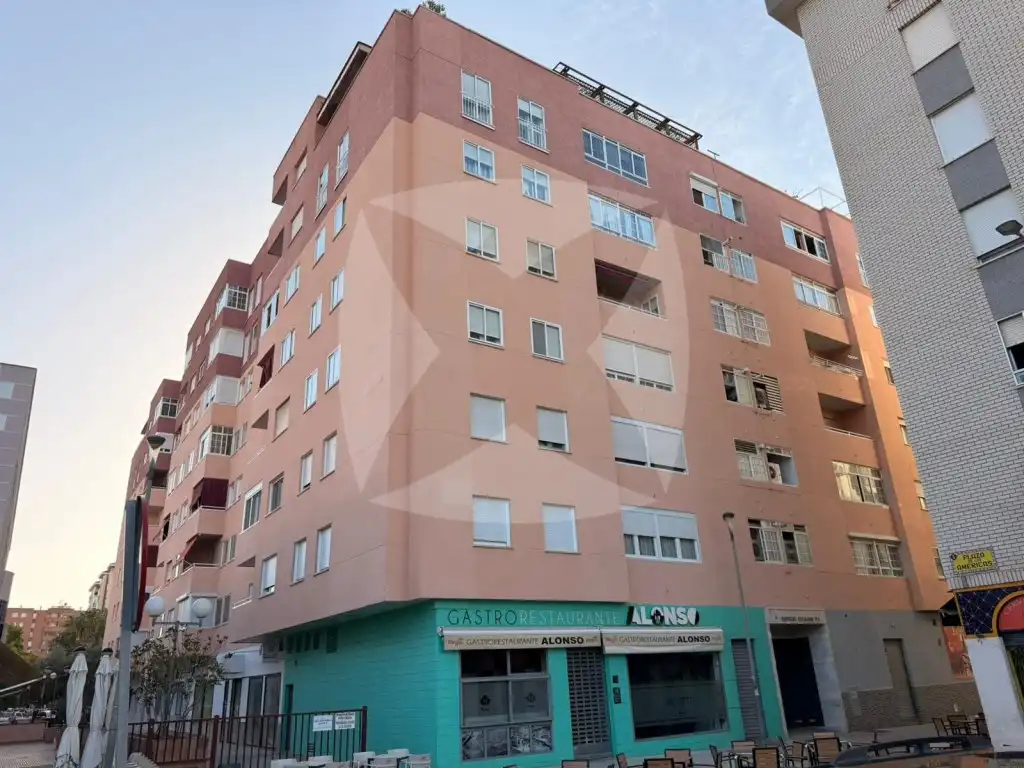 Pis amb ascensor de lloguer a Calle Jacinta García Hernández