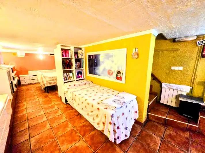 Casa a schiera con giardino in vendita a Carrer de Sibiuda 5, imagen 9