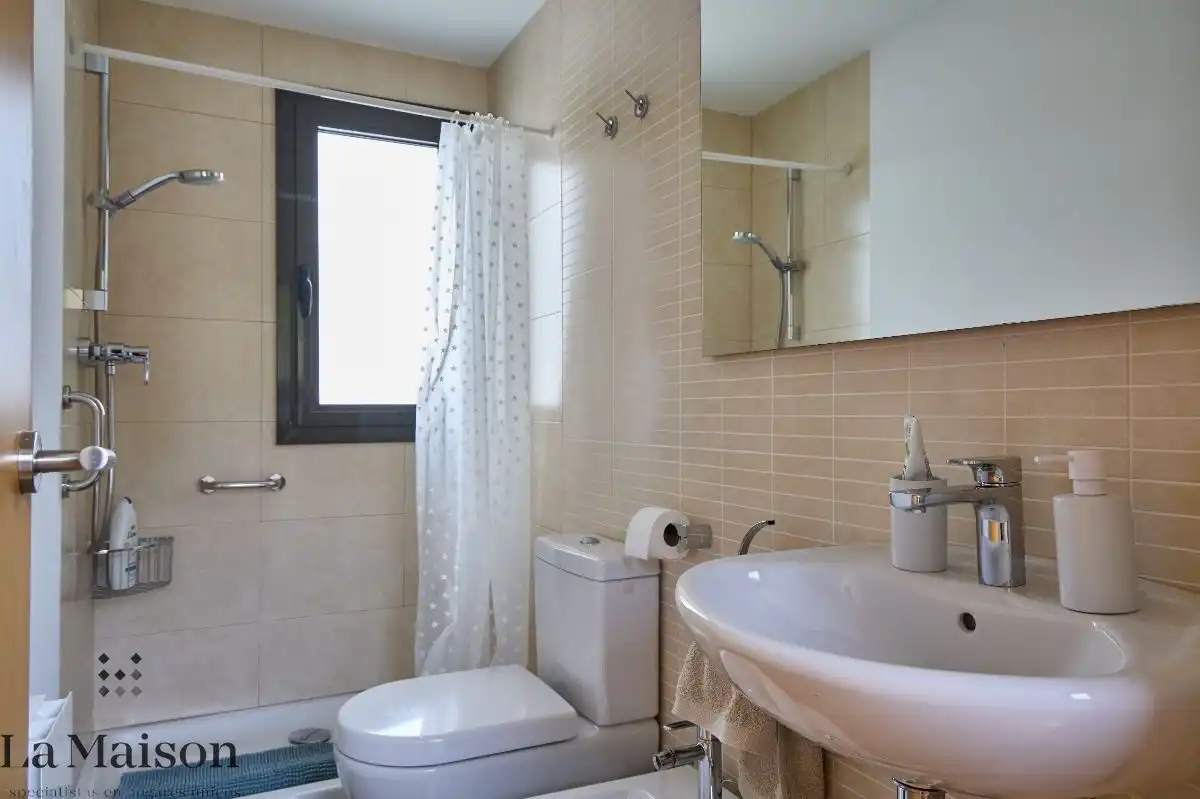 Bany de Casa o xalet en venda en Sant Andreu de Llavaneres amb Aire condicionat, Calefacció i Jardí privat