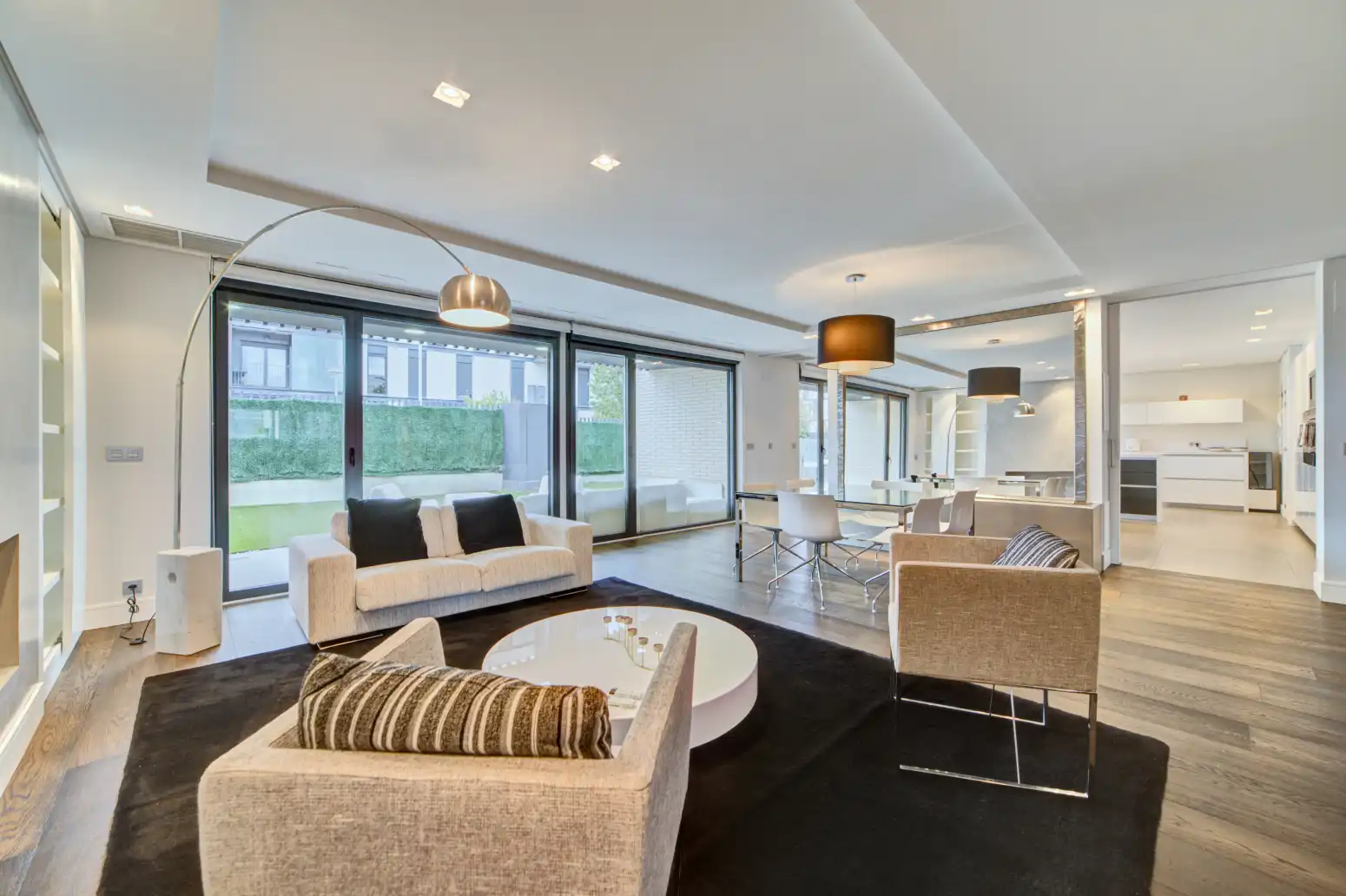 Sala de estar de Casa o chalet de alquiler en Zizur Mayor / Zizur Nagusia con Calefacción, Jardín privado y Parquet