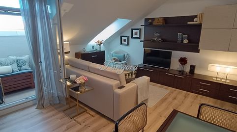 Exquisito ático de un dormitorio en Loredo.