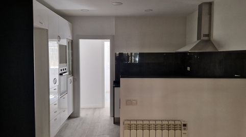 Foto 2 de Piso en venta en Carrer de Valentí Almirall, Roc Blanc, Terrassa