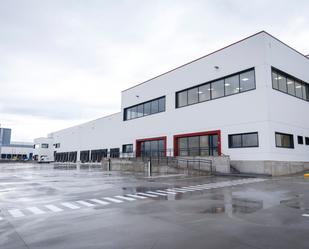 Vista exterior de Nau industrial de lloguer en San Fernando de Henares