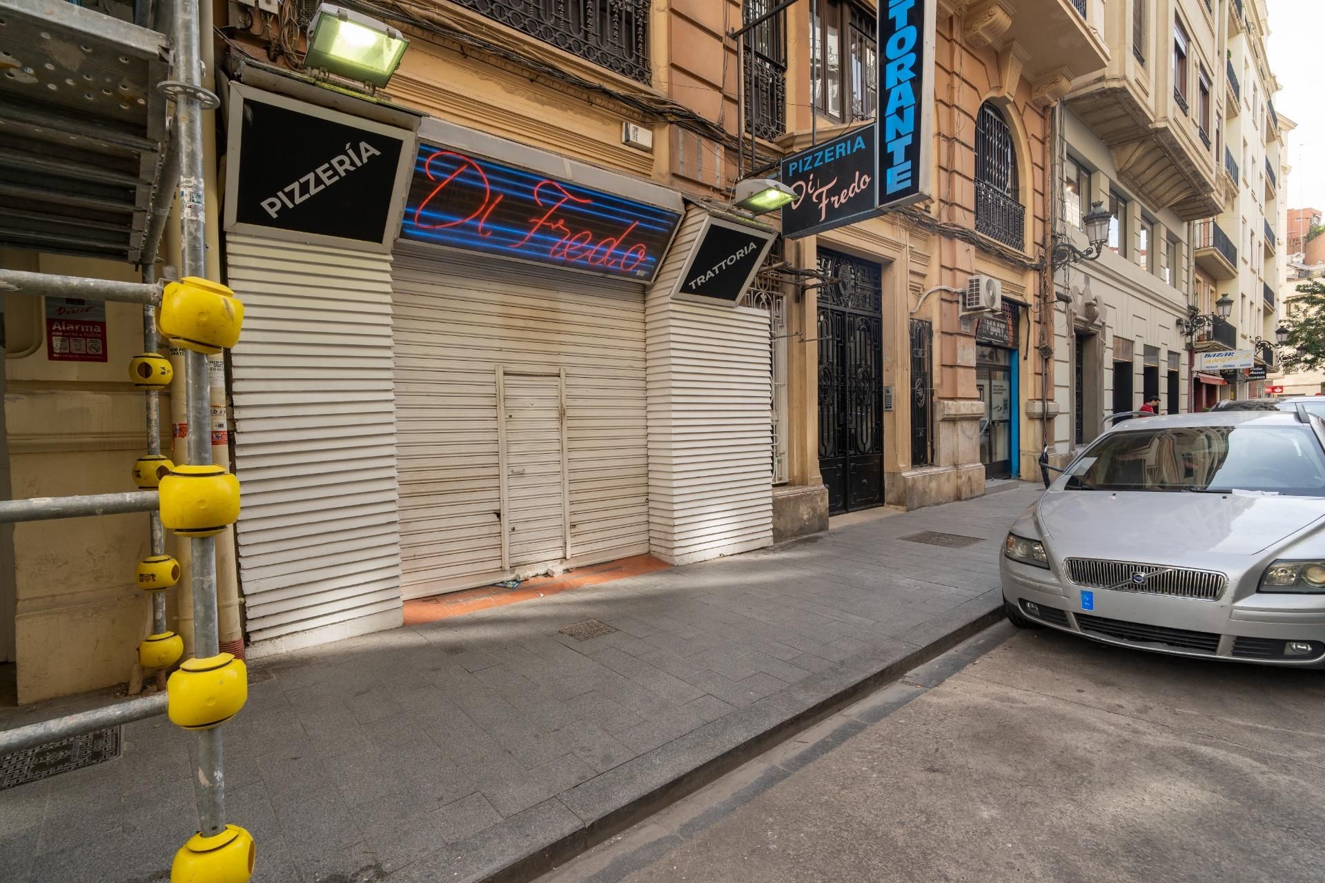 Premises for sale in  Valencia Capital