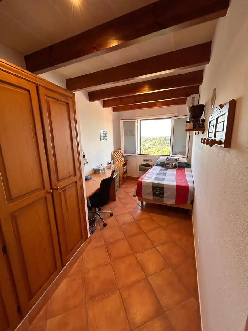 Habitación de Casa adosada en venta en Alaior con Aire acondicionado, Calefacción y Jardín privado