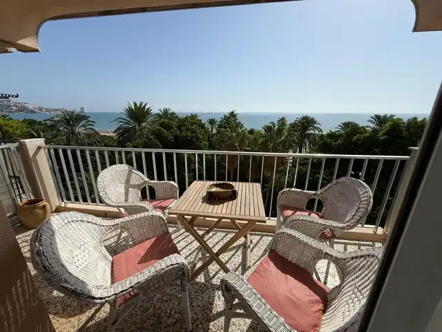 Appartement compact avec ascenseur à vendre à Plaça Constitució