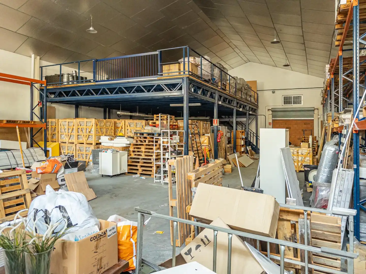Industrial building for sale in Calle JUAN PERIS MASIP 3, imagen 2