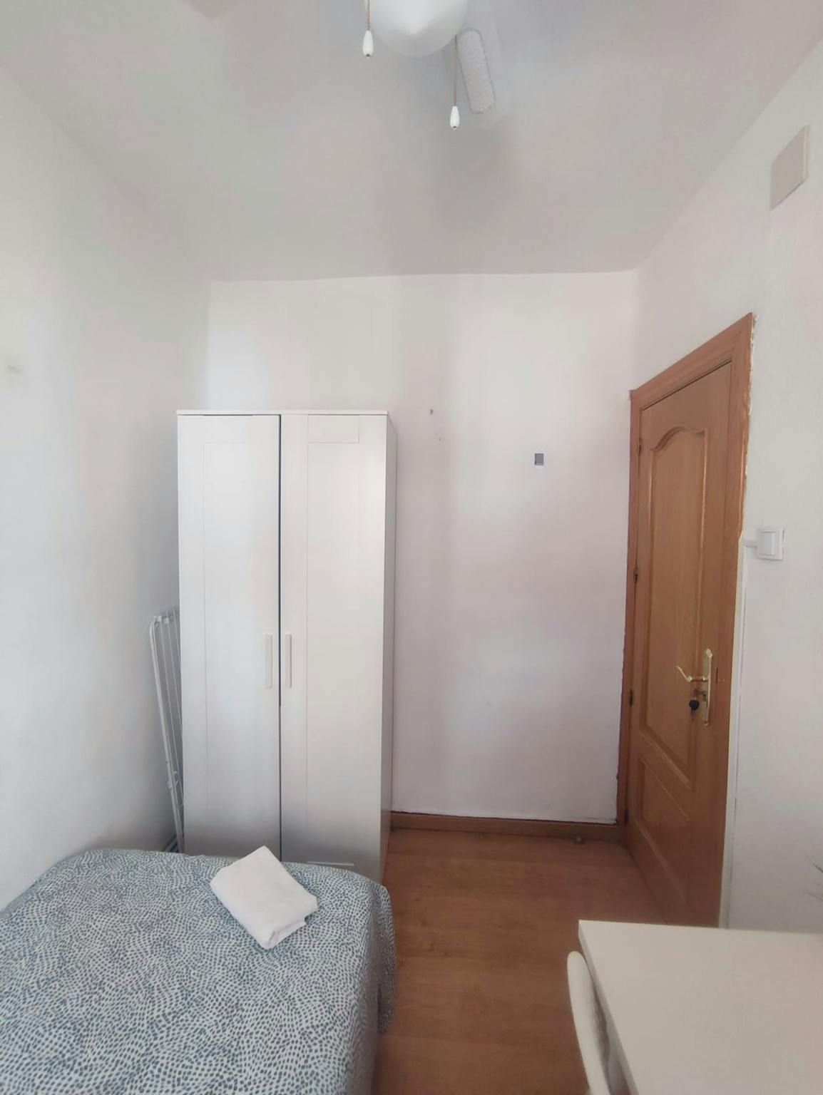 Flat to share in N/A, Numancia