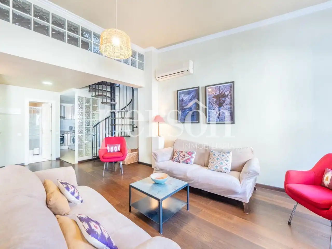 Living room of Flat for rent in Ciutat Vella 