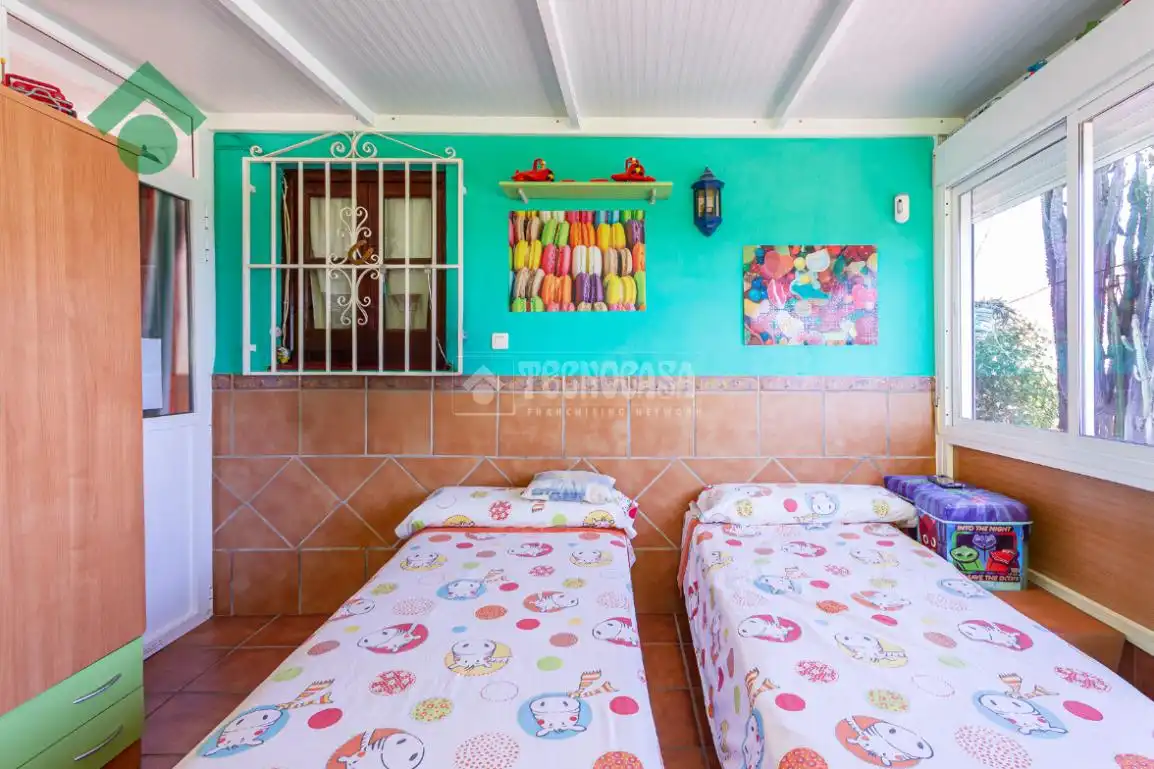 Dormitori de Finca rústica en venda en Nerja amb Jardí privat, Terrassa i Piscina