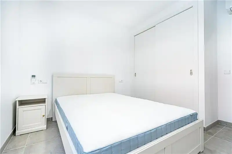 Schlafzimmer von Wohnung zur Miete in Nord