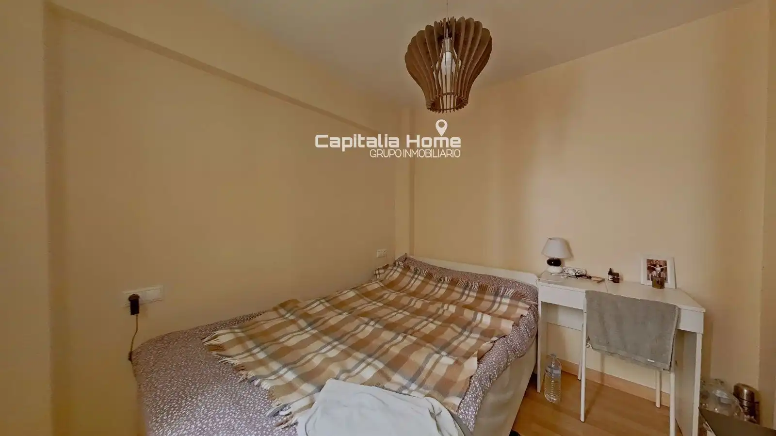Habitación de Piso en venta en Alicante / Alacant con Aire acondicionado, Calefacción y Amueblado