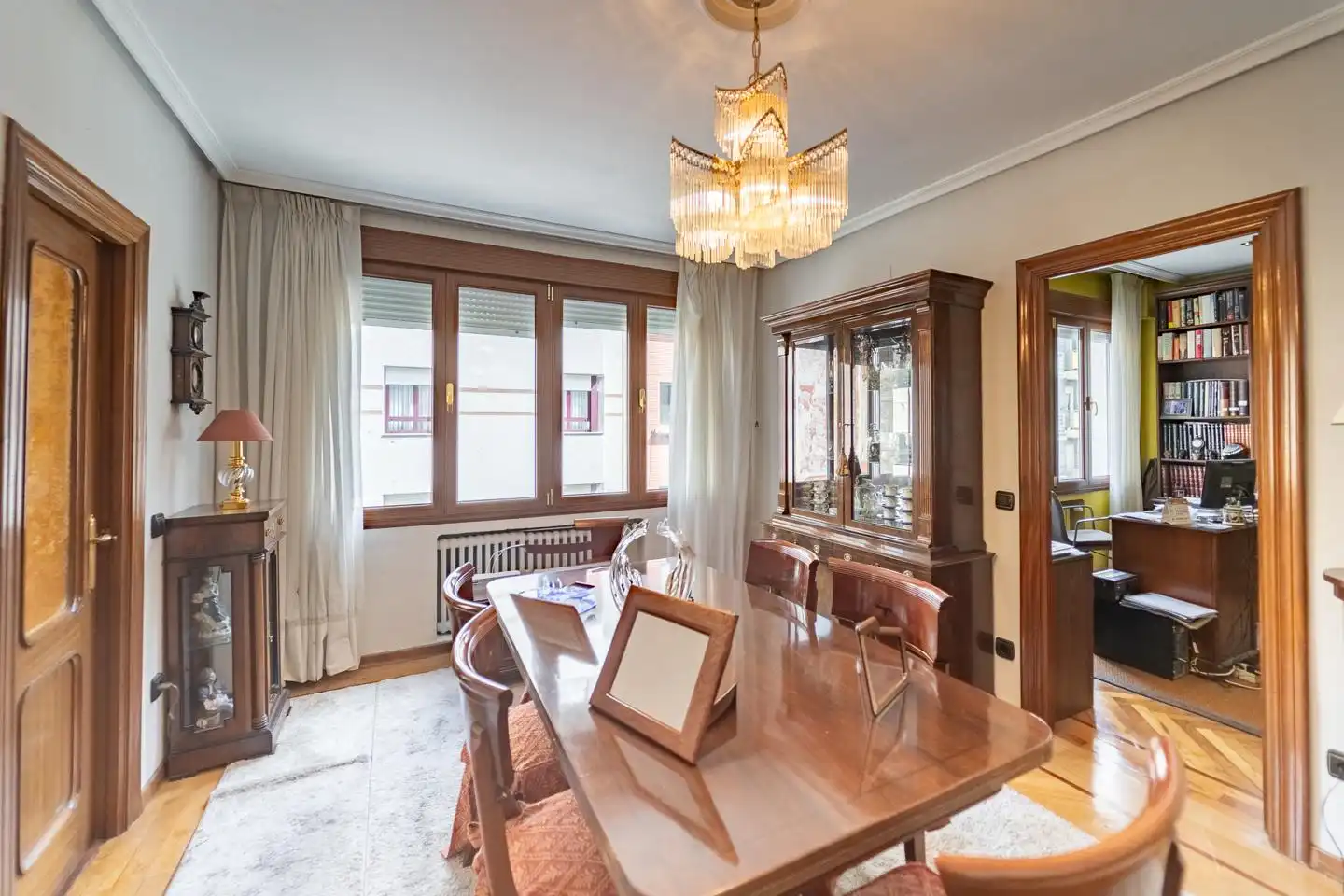 Piso con ascensor en venta en Calle Carreño Miranda, imagen 13