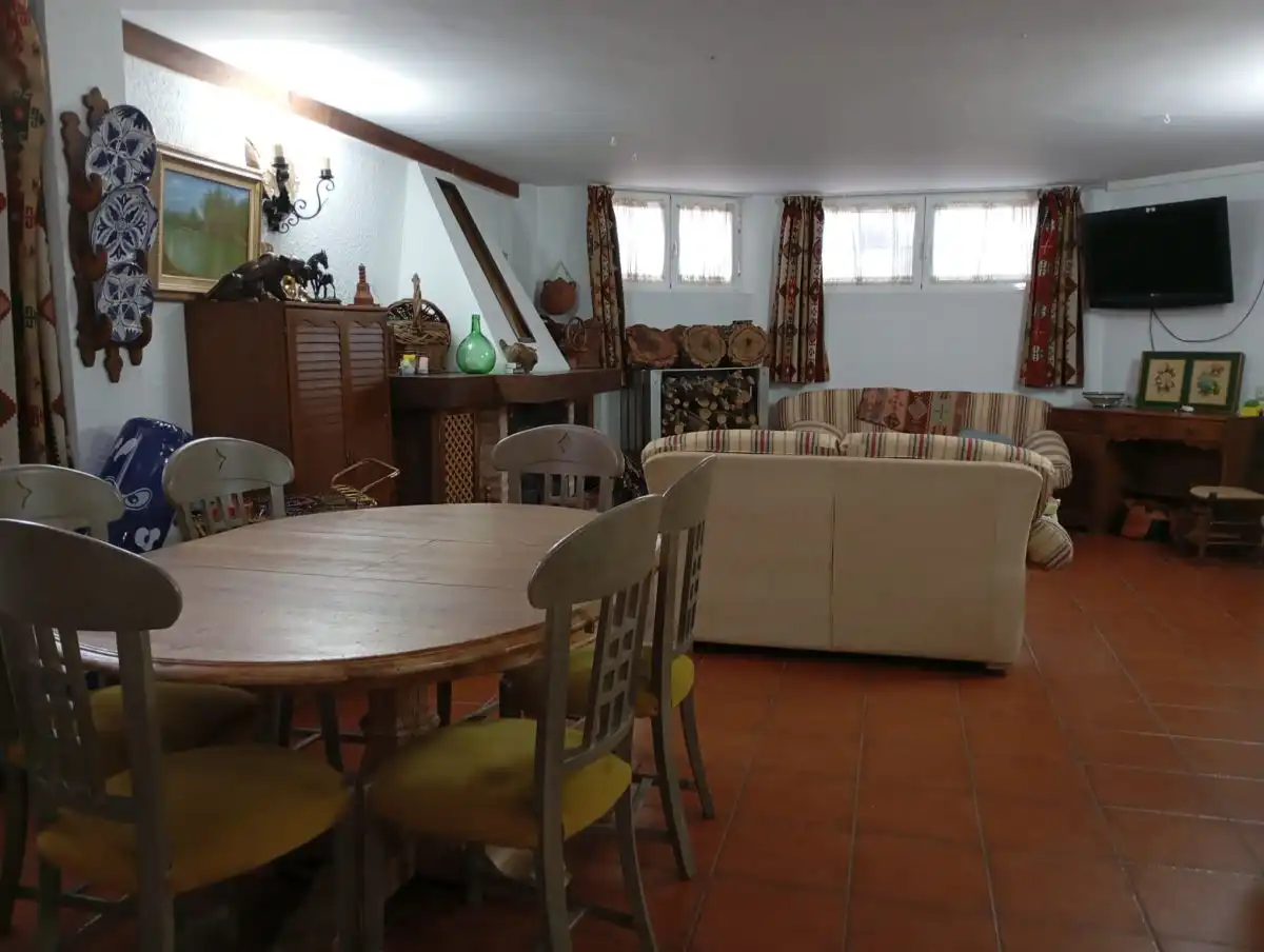 Haus oder Chalet zum Verkauf in Valdepeñas mit Klimaanlage, Heizung und Terrasse