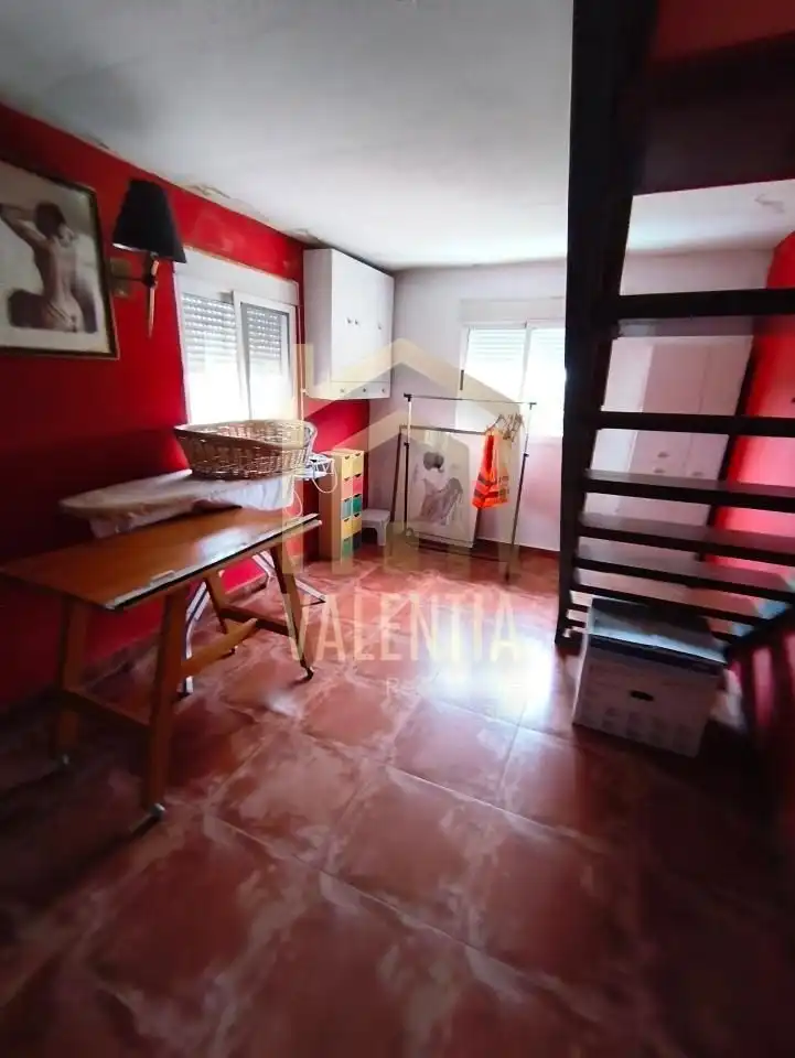 Houses for sale in Buñol  with Air Conditioner, Furnished and Alarm