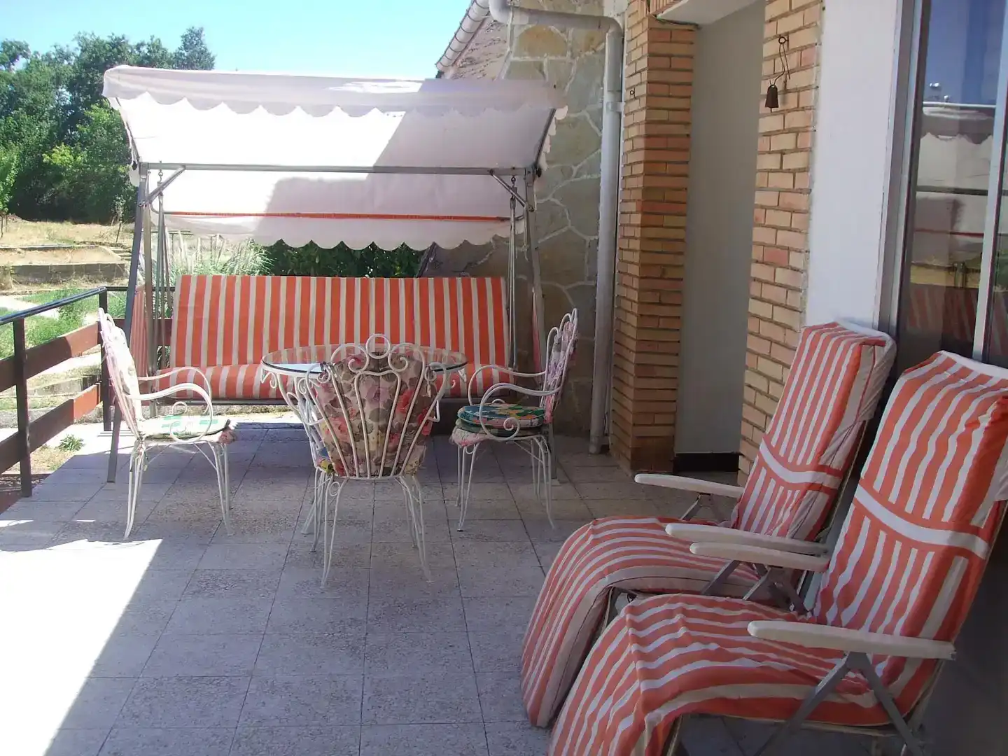 Terrassa de Finca rústica en venda en Merindad de Cuesta-Urria amb Jardí privat, Traster i Piscina