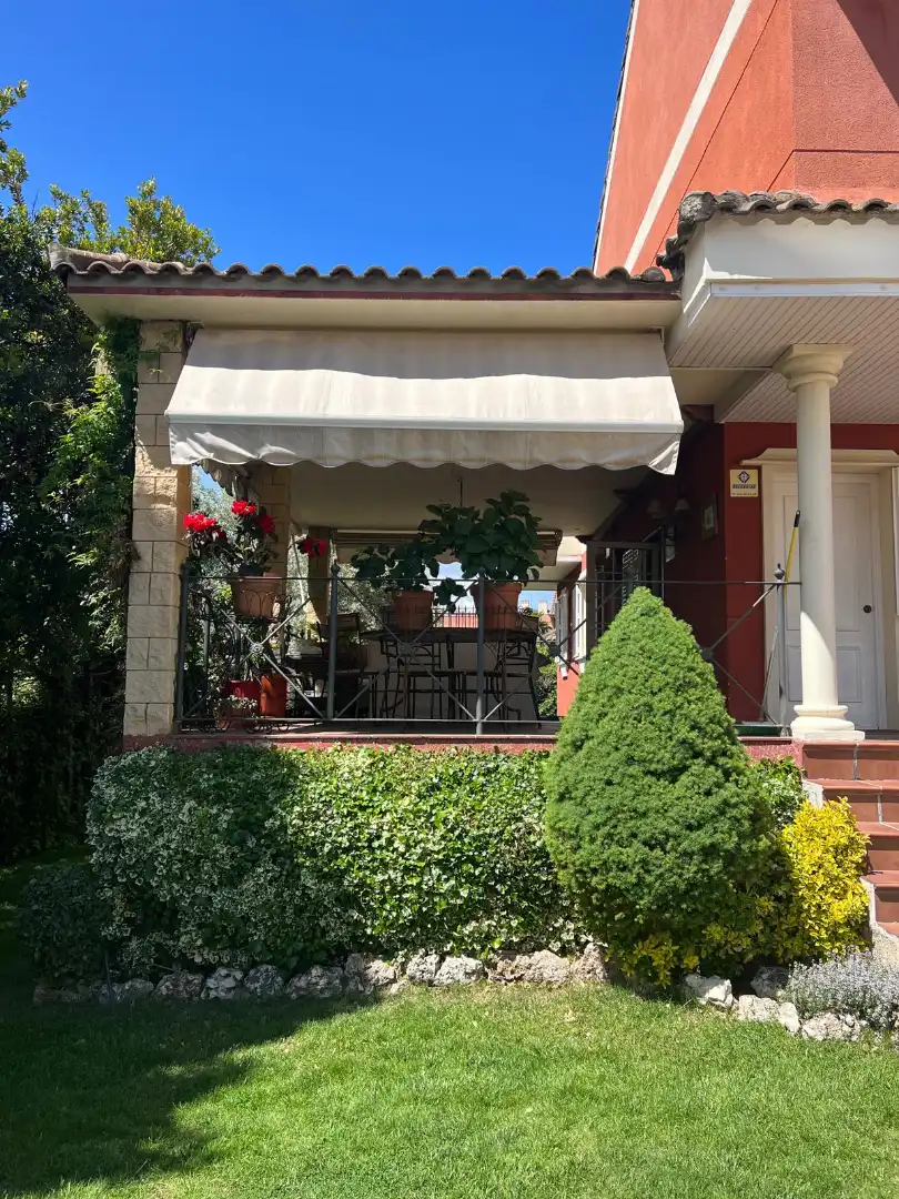 Detached homes for sale in Cobeña, Madrid