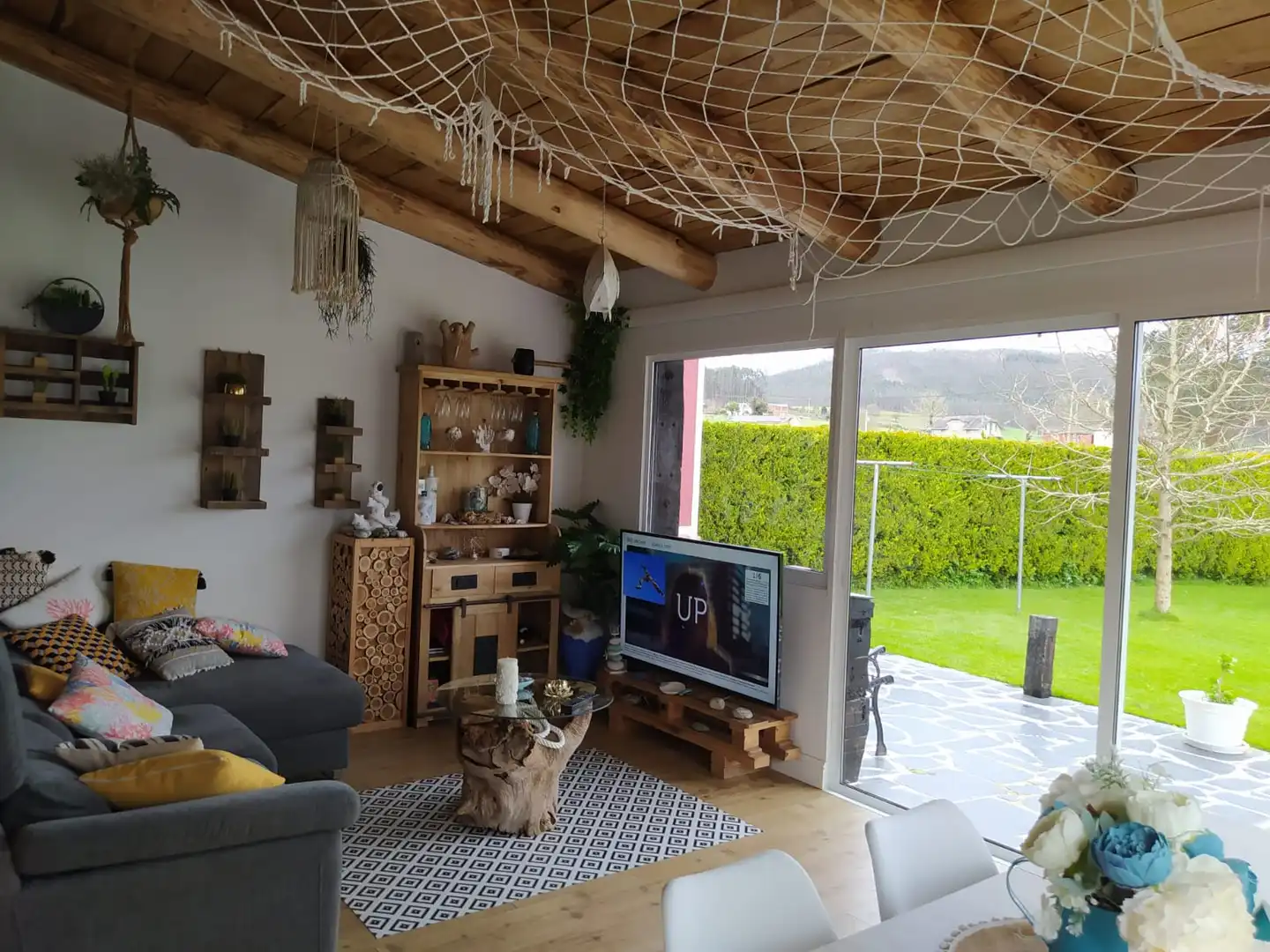 Sala de estar de Casa adosada en venta en Foz con Calefacción, Jardín privado y Terraza