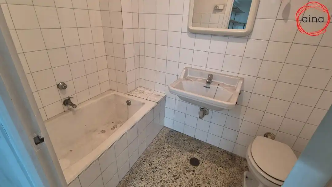 Baño de Local en venta en  Pamplona / Iruña con Aire acondicionado y Amueblado