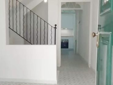 Casa a schiera con balcone in vendita a Carrer del Rosari