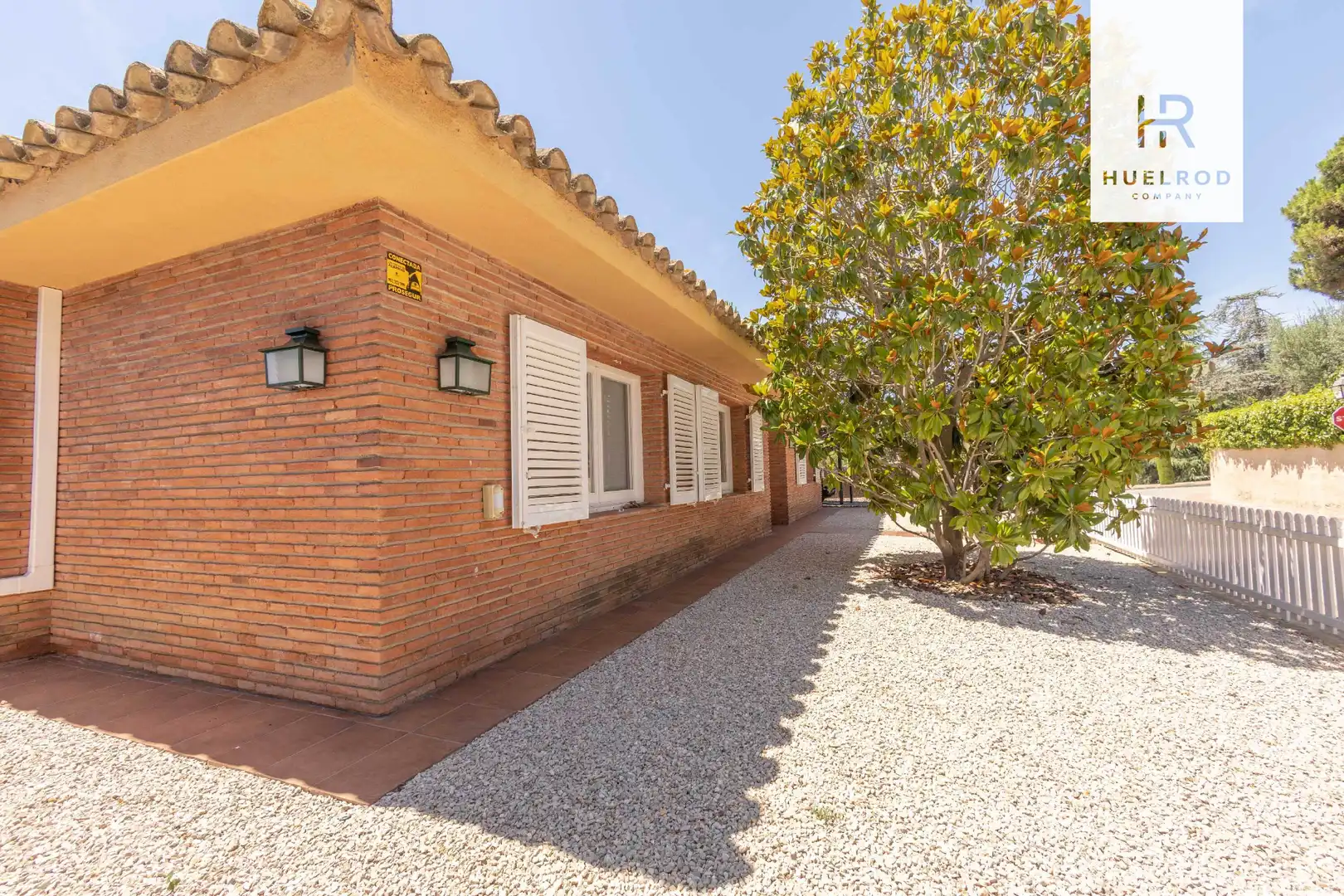 Außenansicht von Haus oder Chalet zum Verkauf in Sant Vicenç de Montalt mit Klimaanlage, Heizung und Privatgarten