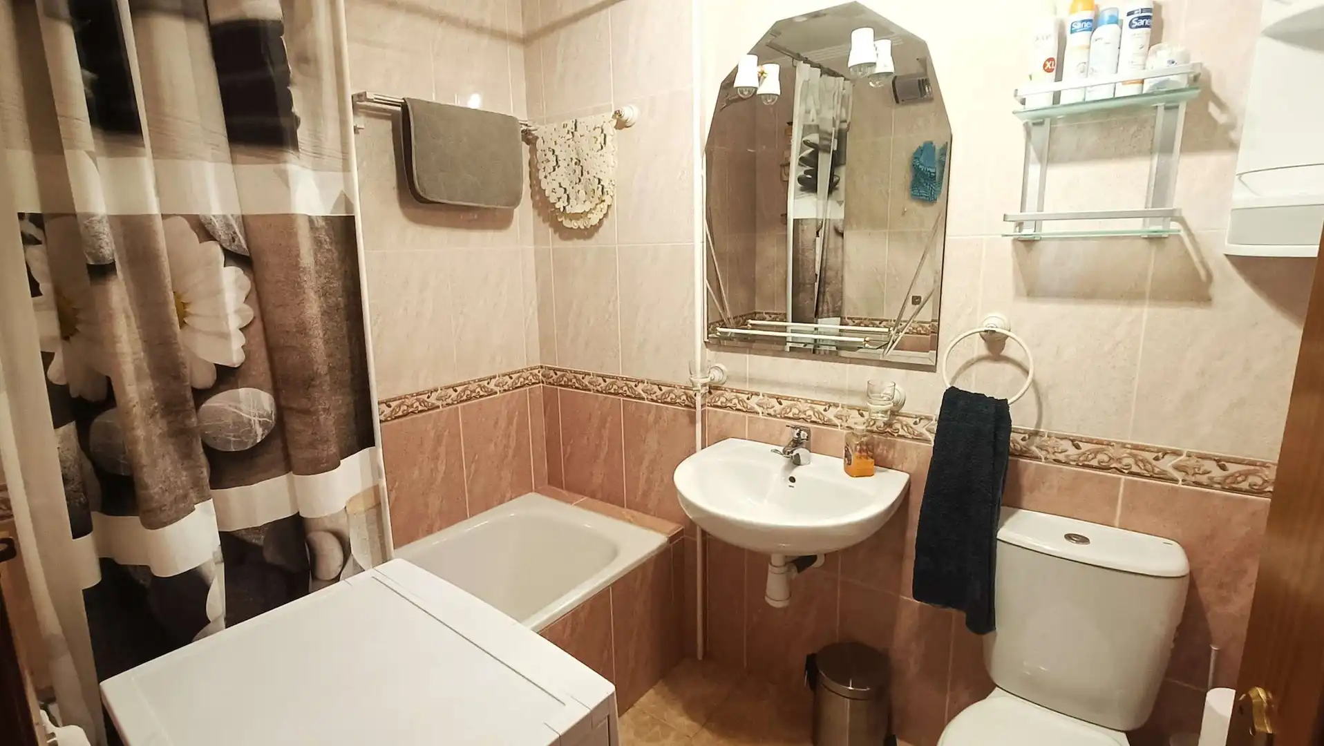 Bany de Apartament en venda en Orihuela amb Jardí privat, Moblat i Balcó
