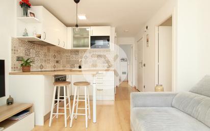 Kitchen of Planta baja for sale in Castelldefels  with Air Conditioner, Parquet flooring and Terrace