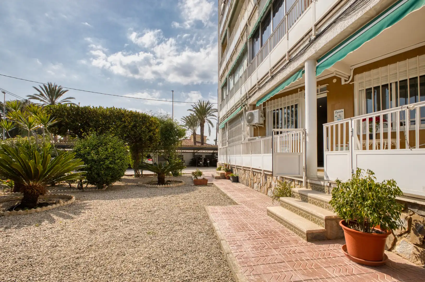 Exterior view of Flat for rent in El Campello  with Air Conditioner, Heating and Private garden
