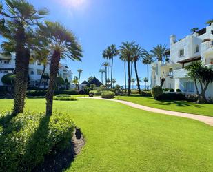 Jardí de Dúplex en venda en Estepona amb Aire condicionat, Calefacció i Terrassa