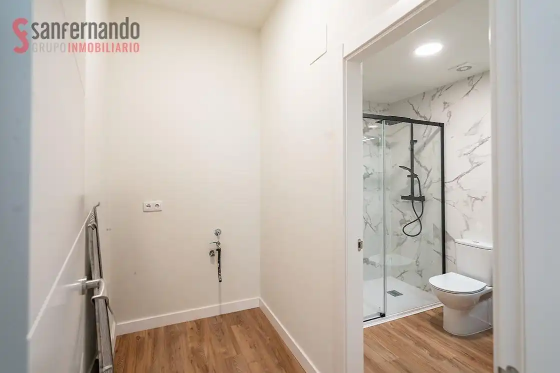 Baño de Planta baja en venta en Santander con Calefacción
