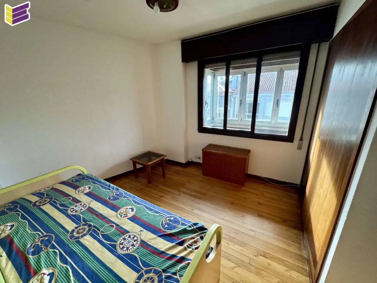 Habitación de Piso en venta en Baiona con Calefacción, Parquet y Amueblado